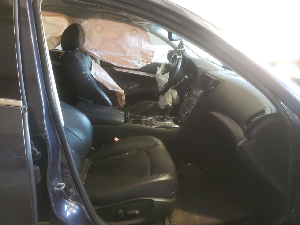 Photo 5 from auction – 2011 INFINITI G37 with VIN JN1CV6ARXBM353858