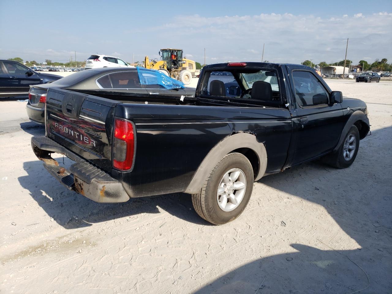 Photo 4 from auction – 2001 NISSAN FRONTIER X with VIN 1N6DD21S51C332434