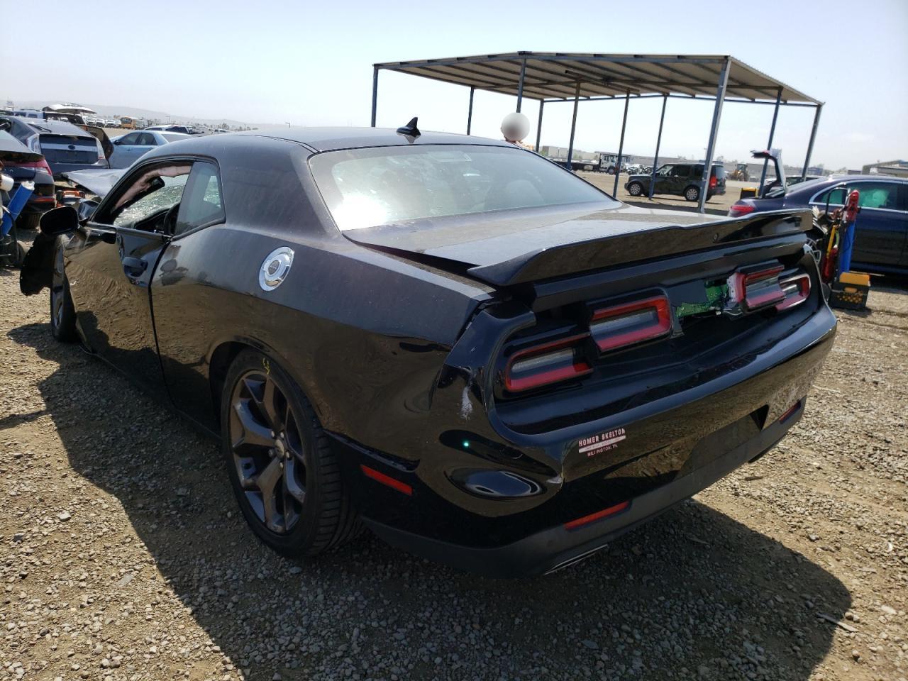 Photo 3 from auction – 2018 DODGE CHALLENGER with VIN 2C3CDZAG6JH131422