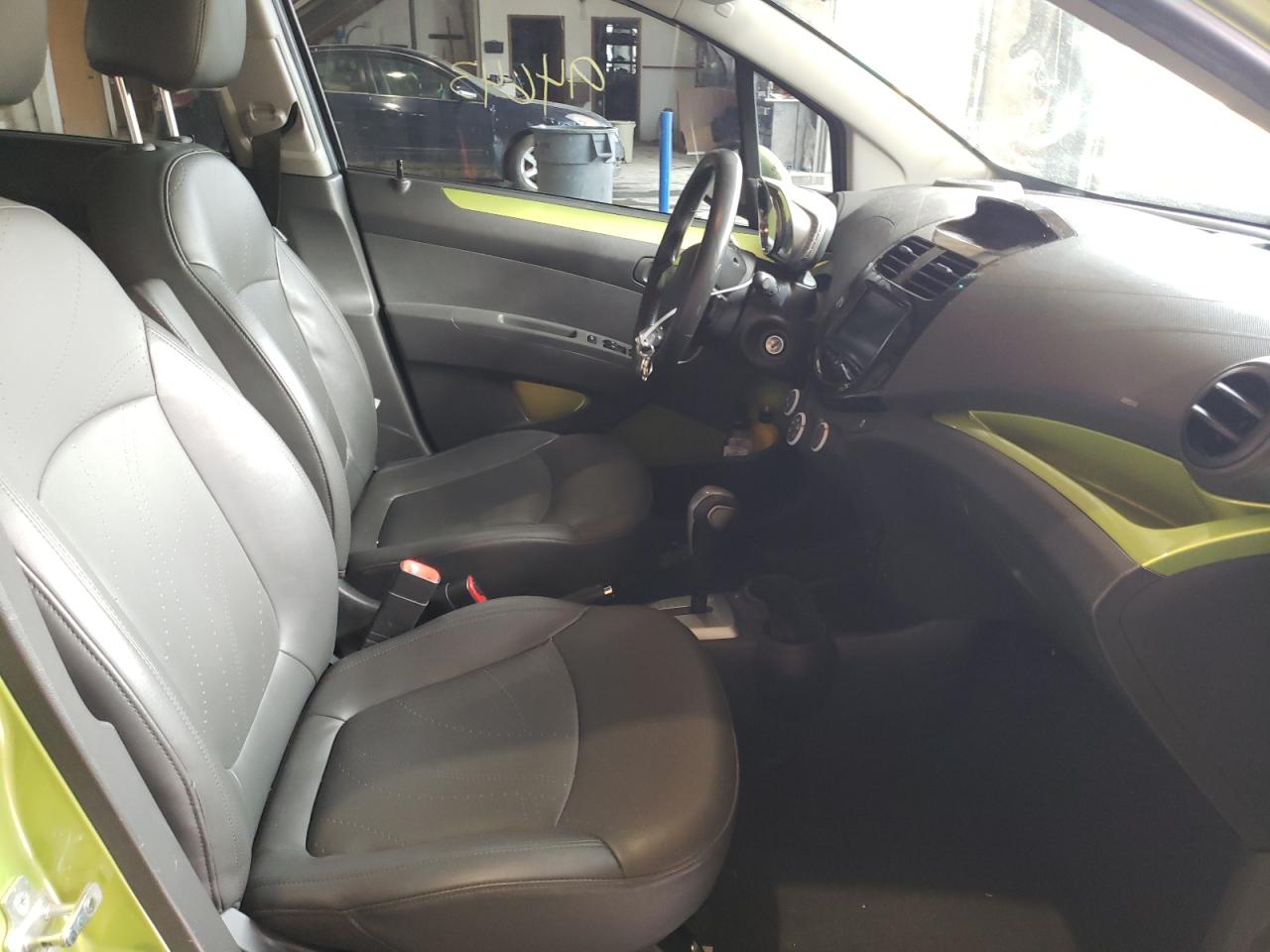 Photo 19 from auction – 2013 CHEVROLET SPARK 2LT with VIN KL8CF6S91DC507271