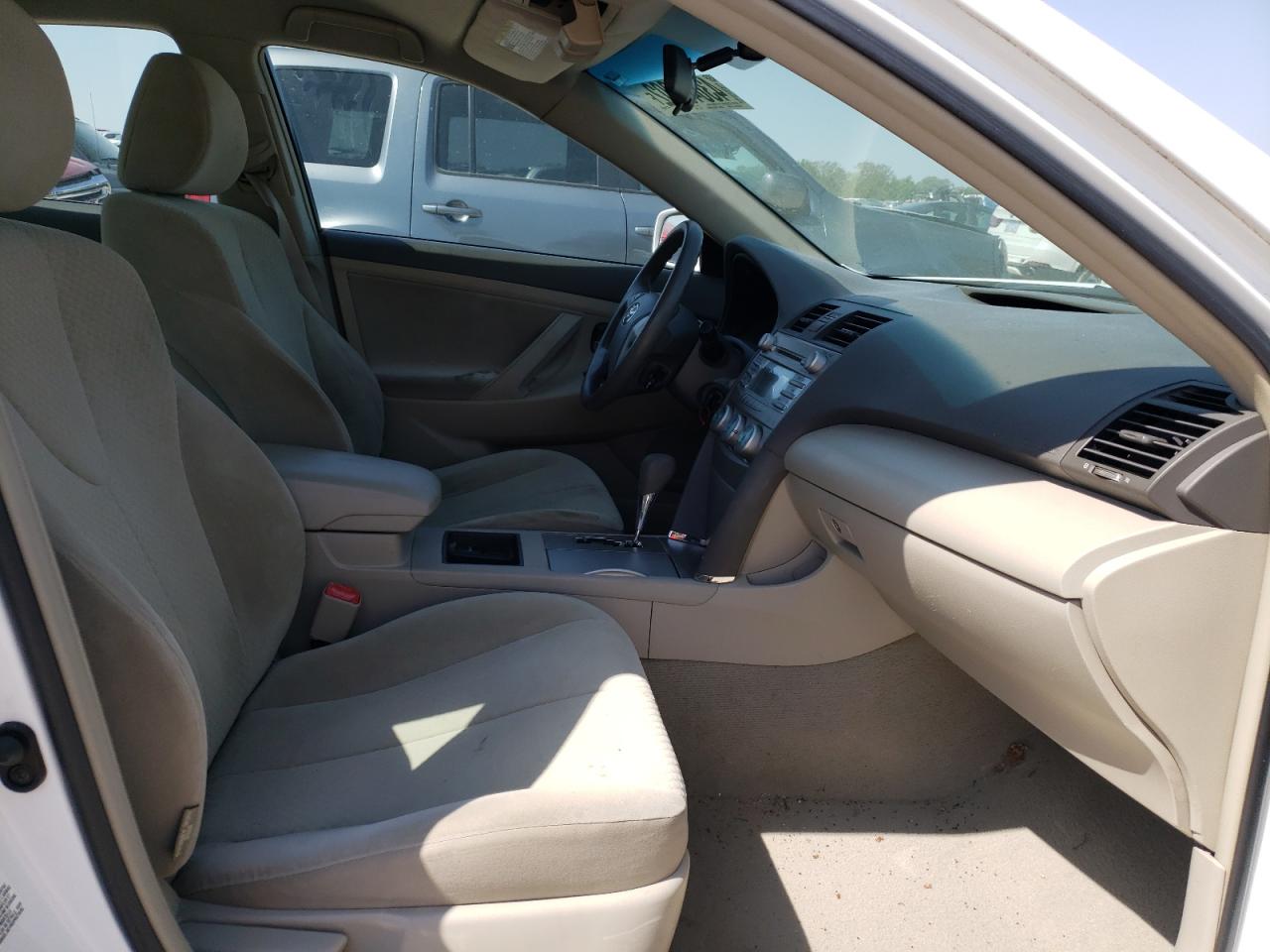 Photo 5 from auction – 2009 TOYOTA CAMRY BASE with VIN 4T4BE46K29R127849
