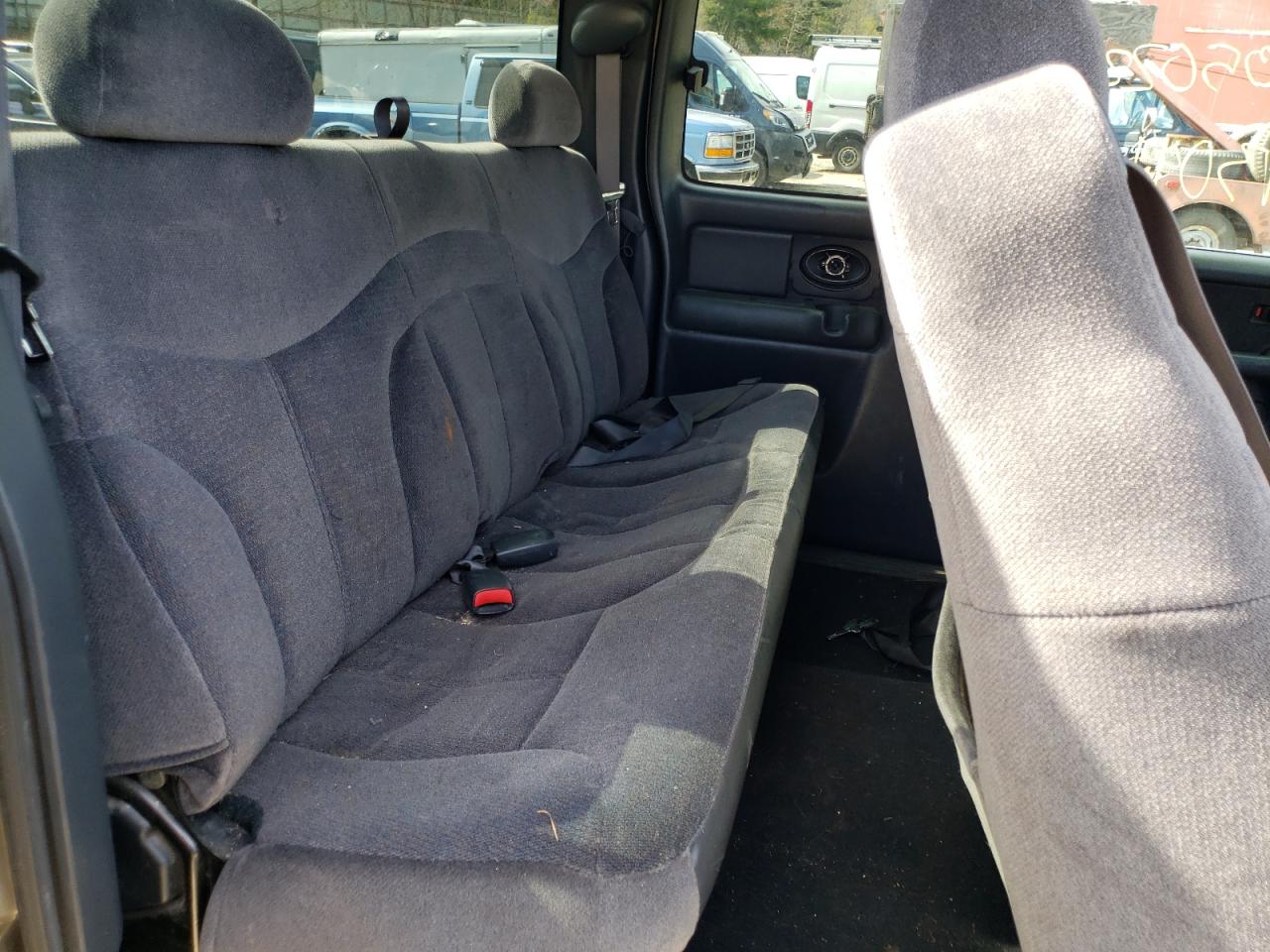 Photo 6 from auction – 2002 GMC NEW SIERRA with VIN 2GTEC19V821125773