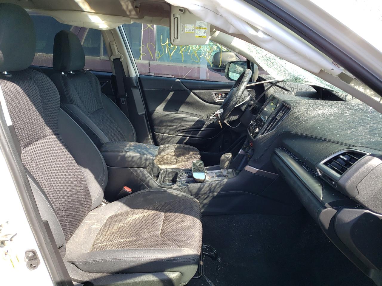 Photo 19 from auction – 2019 SUBARU FORESTER P with VIN JF2SKAEC8KH592703