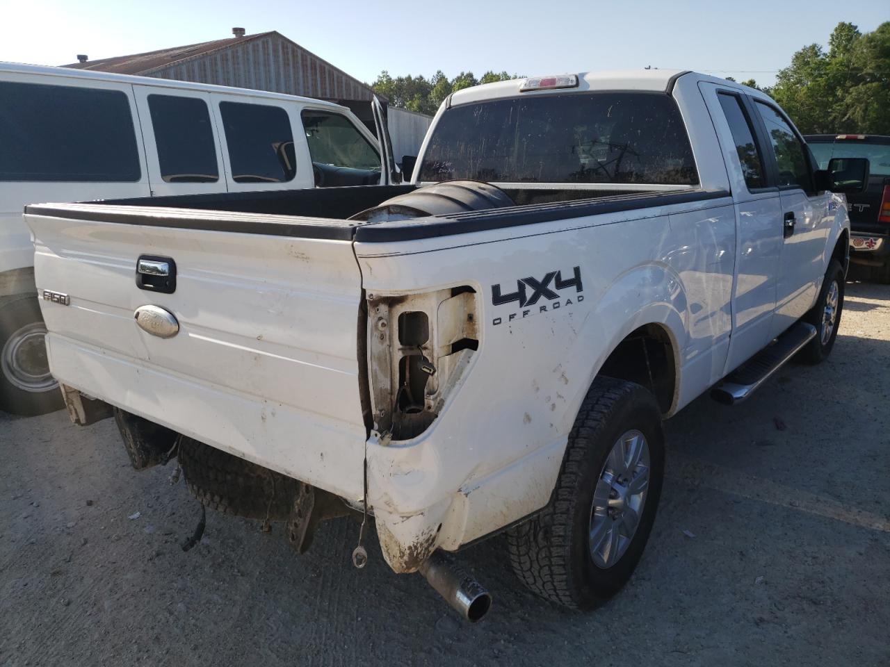 Photo 4 from auction – 2012 FORD F150 SUPER with VIN 1FTFX1EF2CKD21278