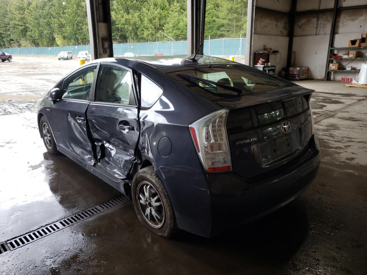 Photo 3 from auction – 2010 TOYOTA PRIUS with VIN JTDKN3DU9A0050261