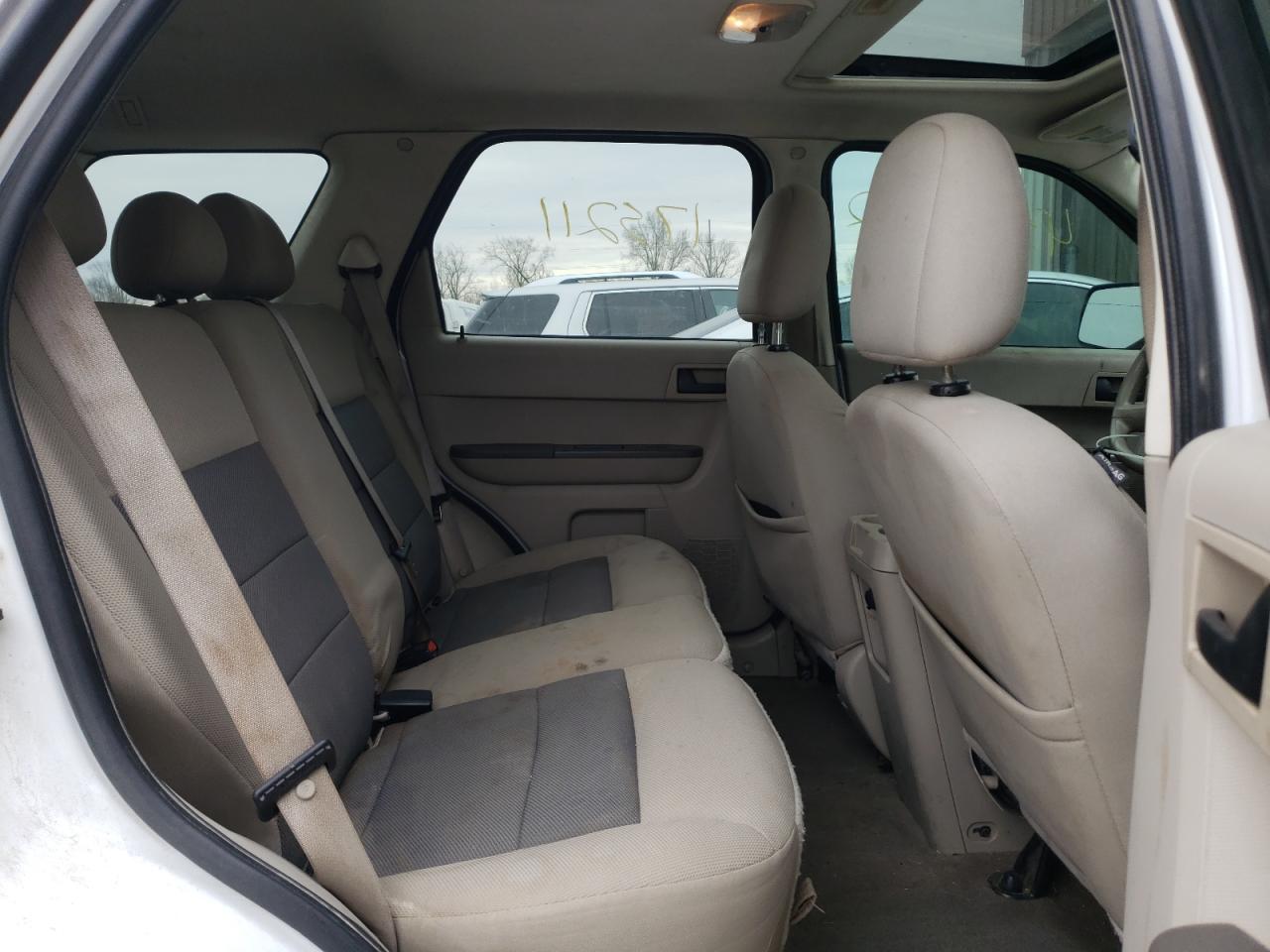 Photo 6 from auction – 2008 FORD ESCAPE XLT with VIN 1FMCU03198KD57498