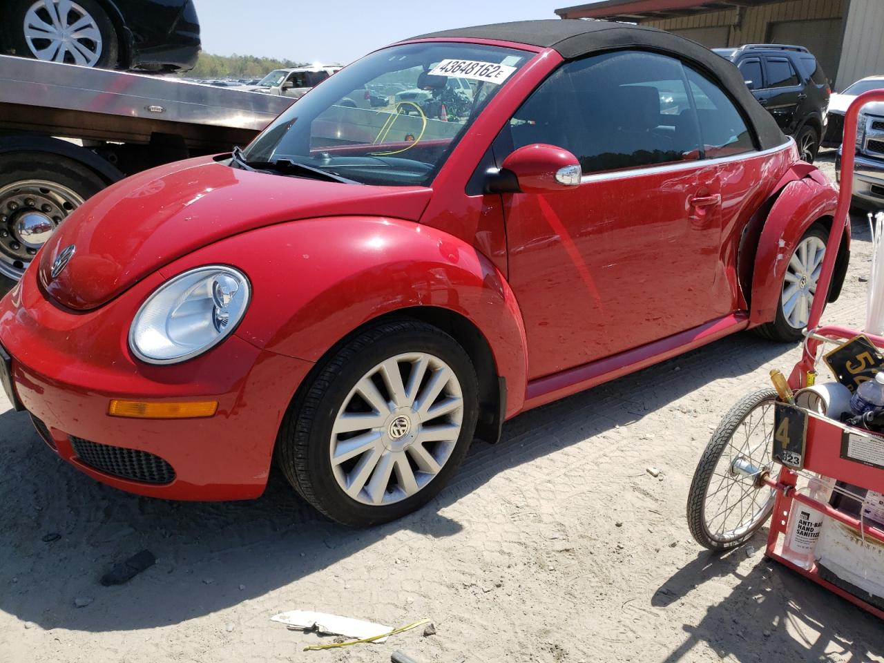 Photo 2 from auction – 2008 VOLKSWAGEN NEW BEETLE with VIN 3VWRF31Y48M415579