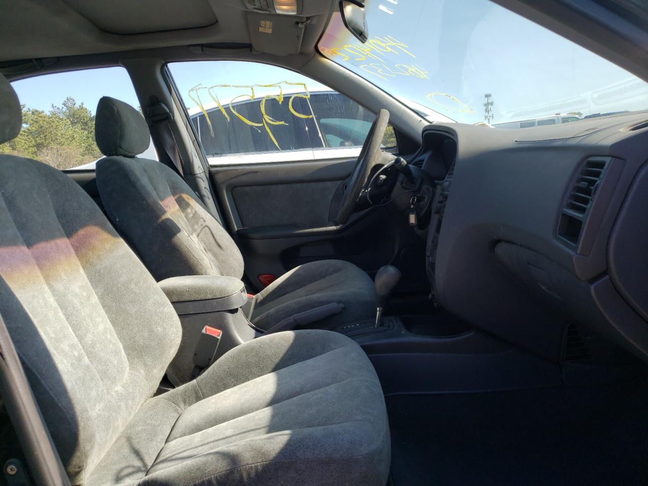 Photo 5 from auction – 2003 HYUNDAI ELANTRA GL with VIN KMHDN45D33U482137