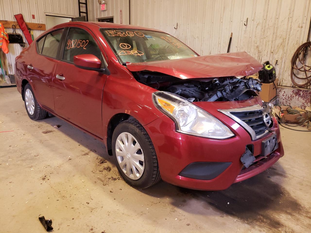 NISSAN VERSA S 2018 with VIN 3N1CN7AP6JL883077 - Photo from auction