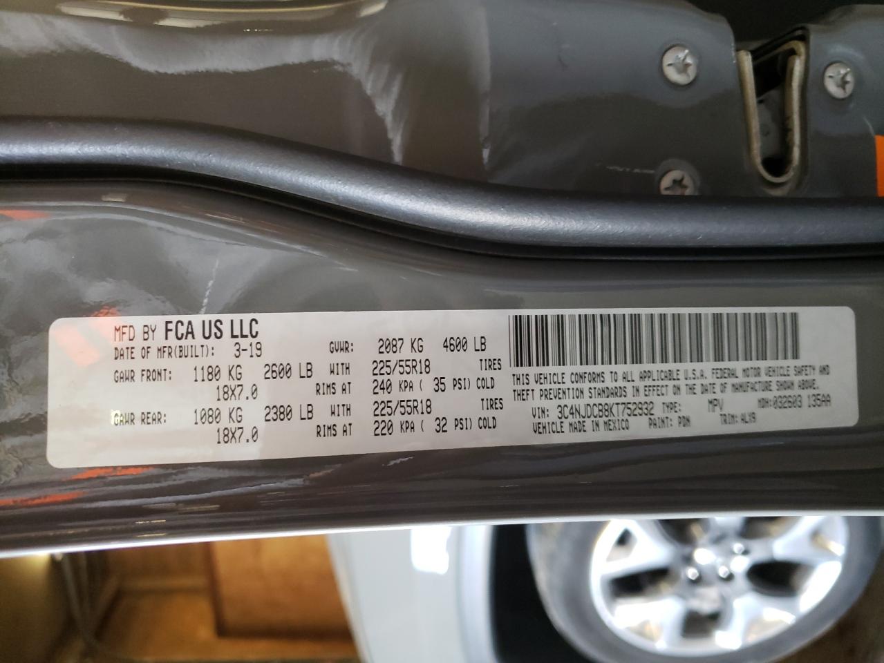 Photo 10 from auction – 2019 JEEP COMPASS LI with VIN 3C4NJDCB8KT752932