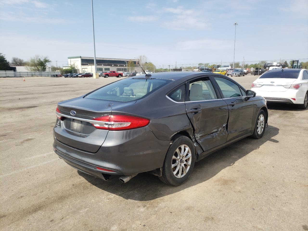 Photo 4 from auction – 2017 FORD FUSION S with VIN 3FA6P0G72HR310726
