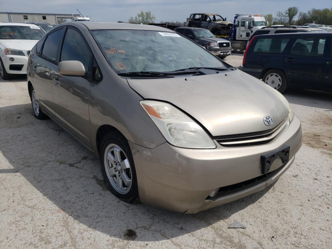 TOYOTA PRIUS-4 CY 2004 with VIN JTDKB20U753027199 - Photo from auction