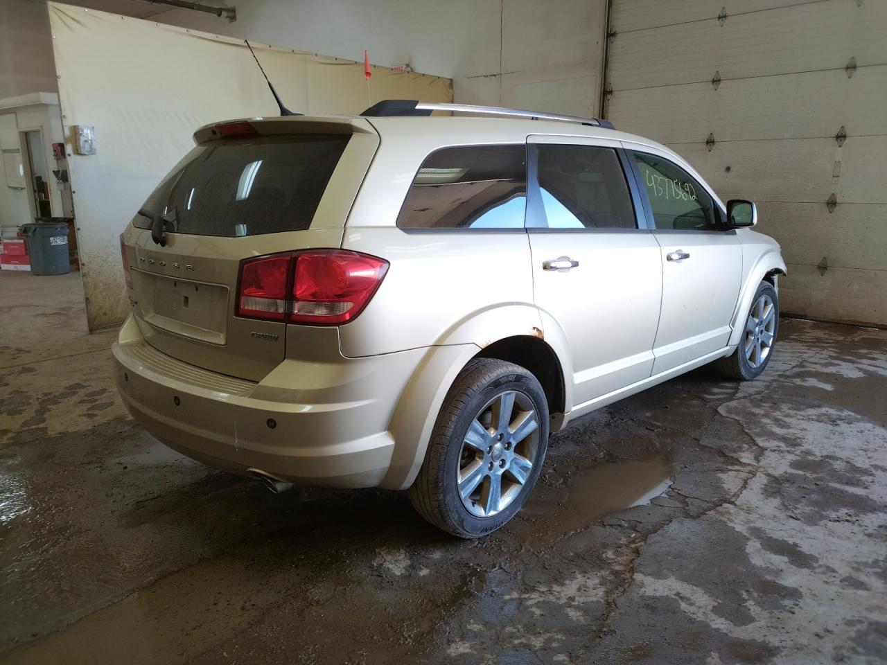 Photo 4 from auction – 2011 DODGE JOURNEY CR with VIN 3D4PH3FG4BT513631