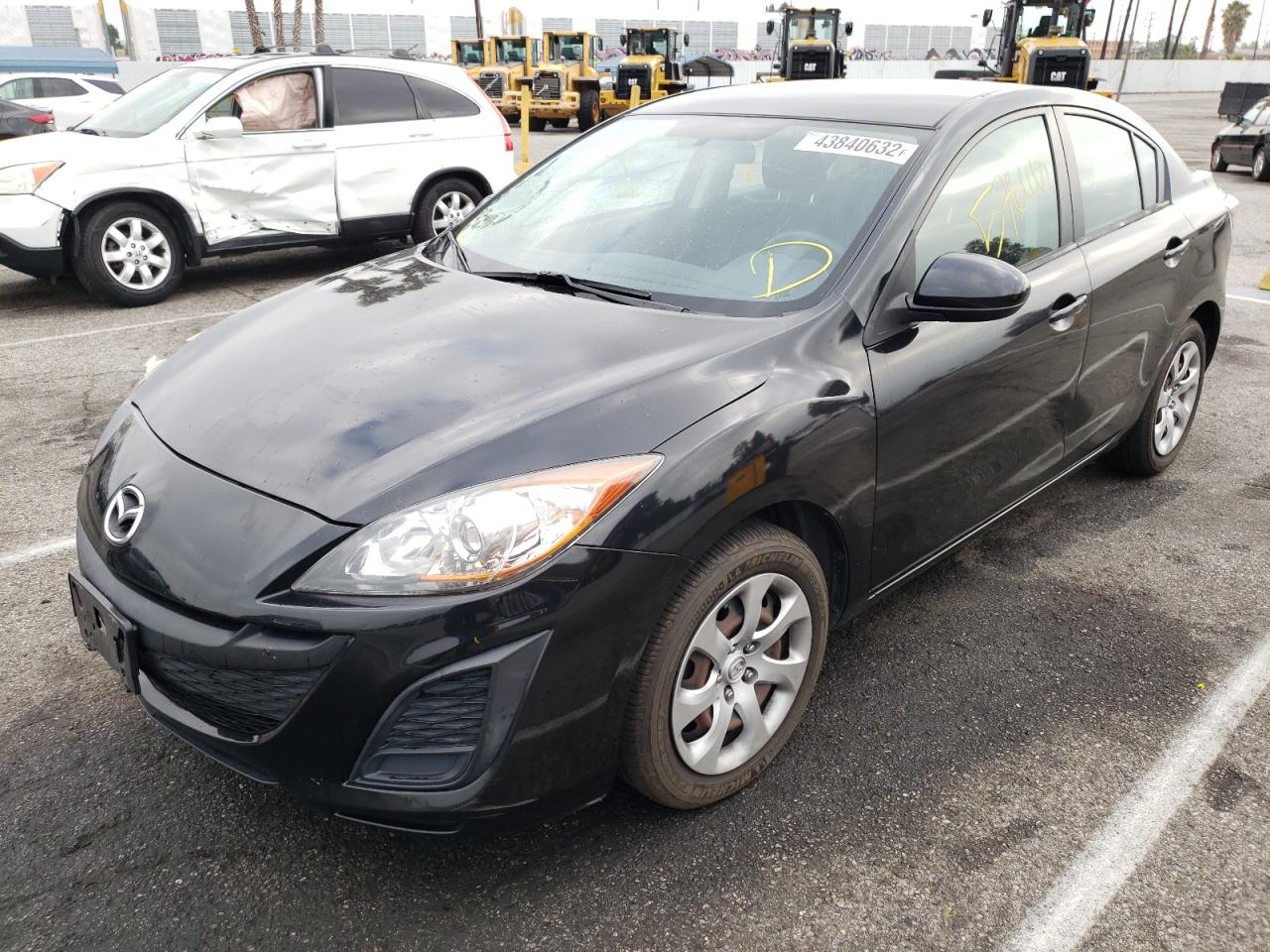 Photo 2 from auction – 2011 MAZDA 3 I with VIN JM1BL1UF8B1470164