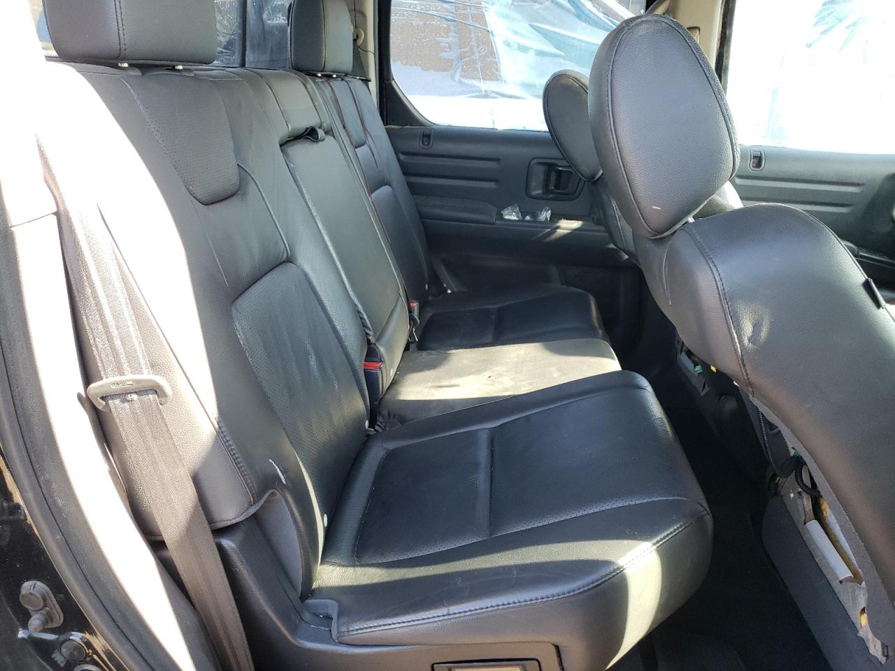 Photo 6 from auction – 2013 HONDA RIDGELINE with VIN 5FPYK1F59DB003421