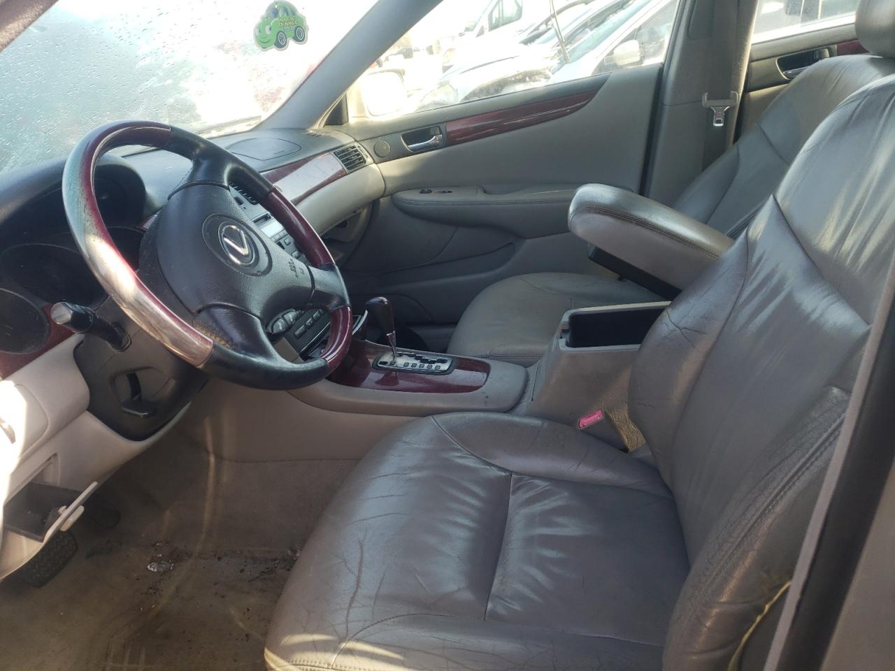Photo 5 from auction – 2003 LEXUS ES 300 with VIN JTHBF30G436009239