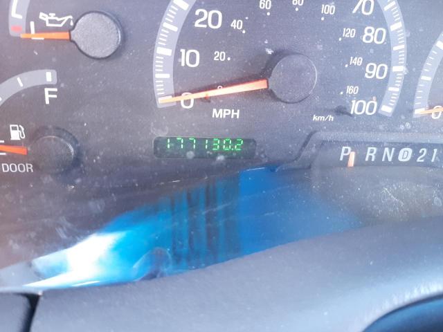 صورة رقم 8 من المزاد - 2002 FORD EXPEDITION مع VIN 1FMEU15L02LA22371