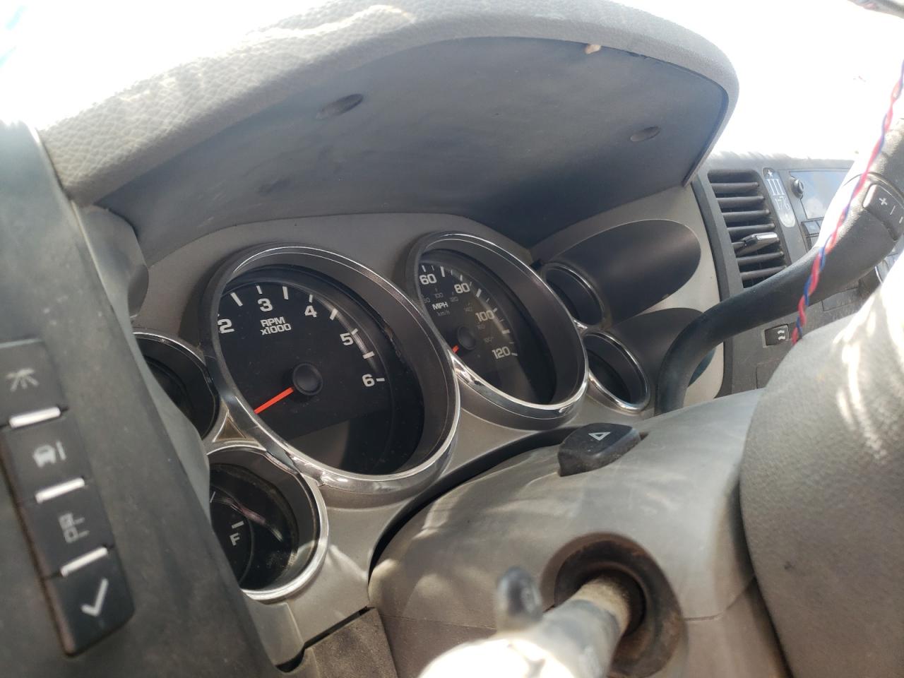 Photo 8 from auction – 2011 GMC SIERRA K25 with VIN 1GT120CGXBF253916