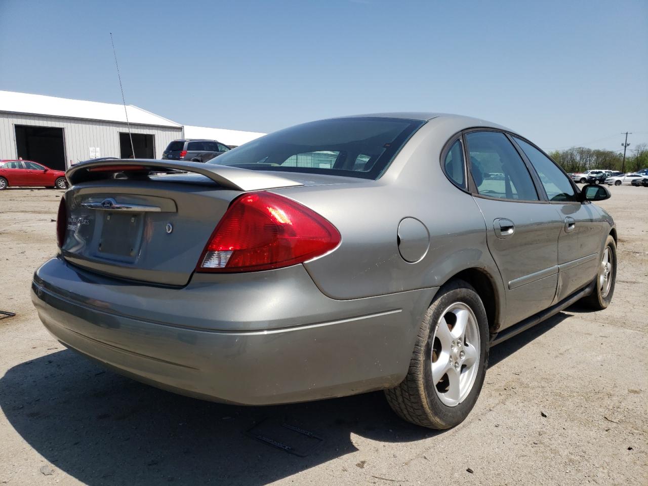 Photo 4 from auction – 2003 FORD TAURUS SES with VIN 1FAFP55U03A270168