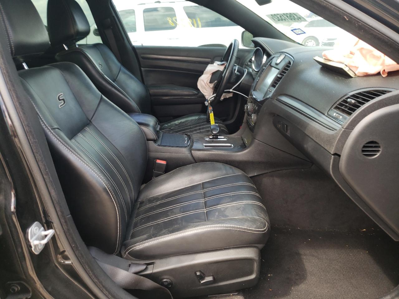 Photo 5 from auction – 2014 CHRYSLER 300 S with VIN 2C3CCABG4EH373487