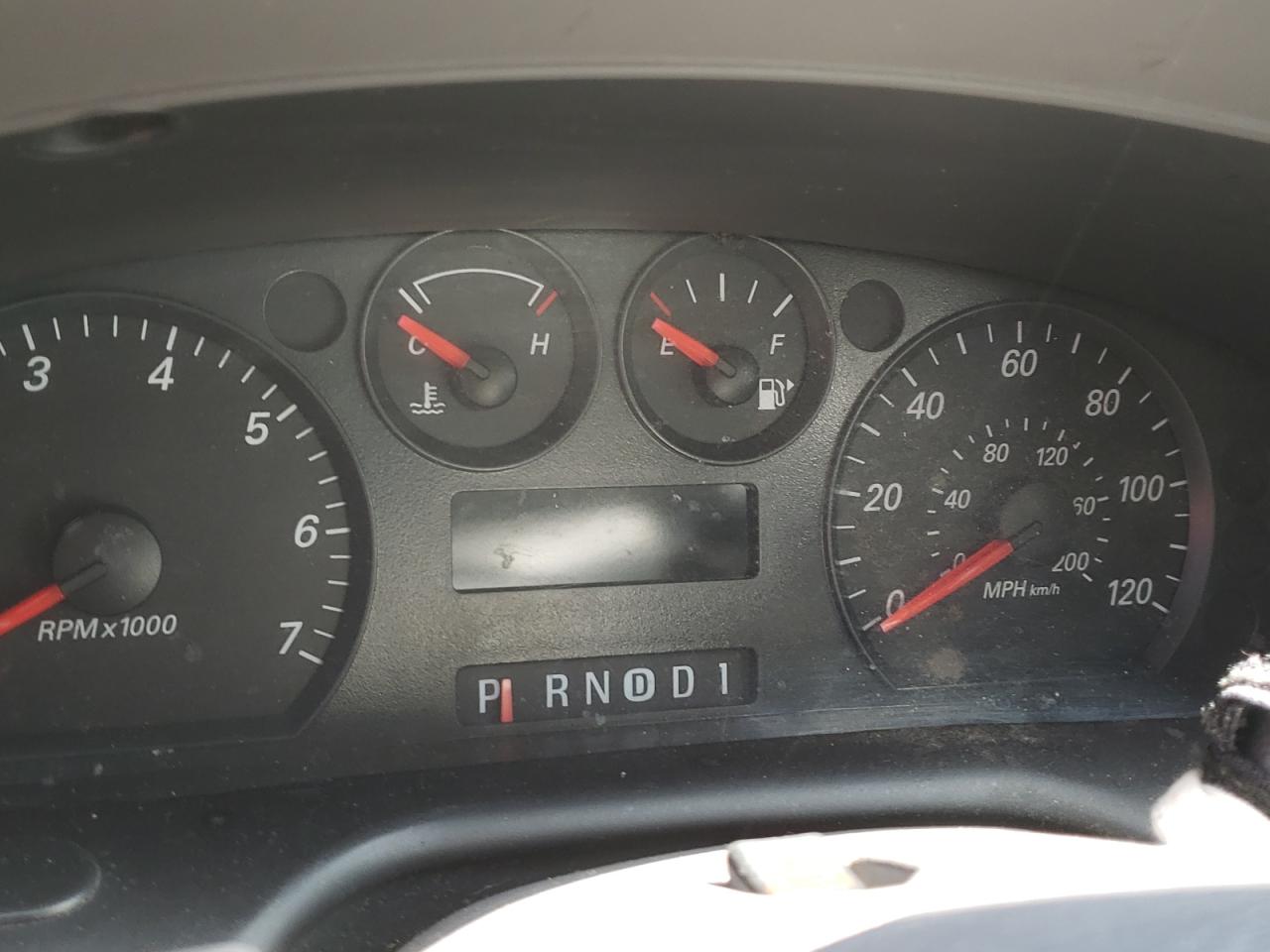 صورة رقم 8 من المزاد - 2006 FORD TAURUS SE مع VIN 1FAFP53U56A126896
