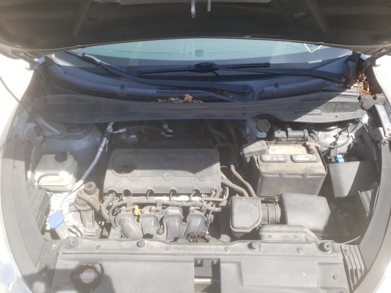 Photo 7 from auction – 2012 HYUNDAI TUCSON GLS with VIN KM8JU3AC6CU353063