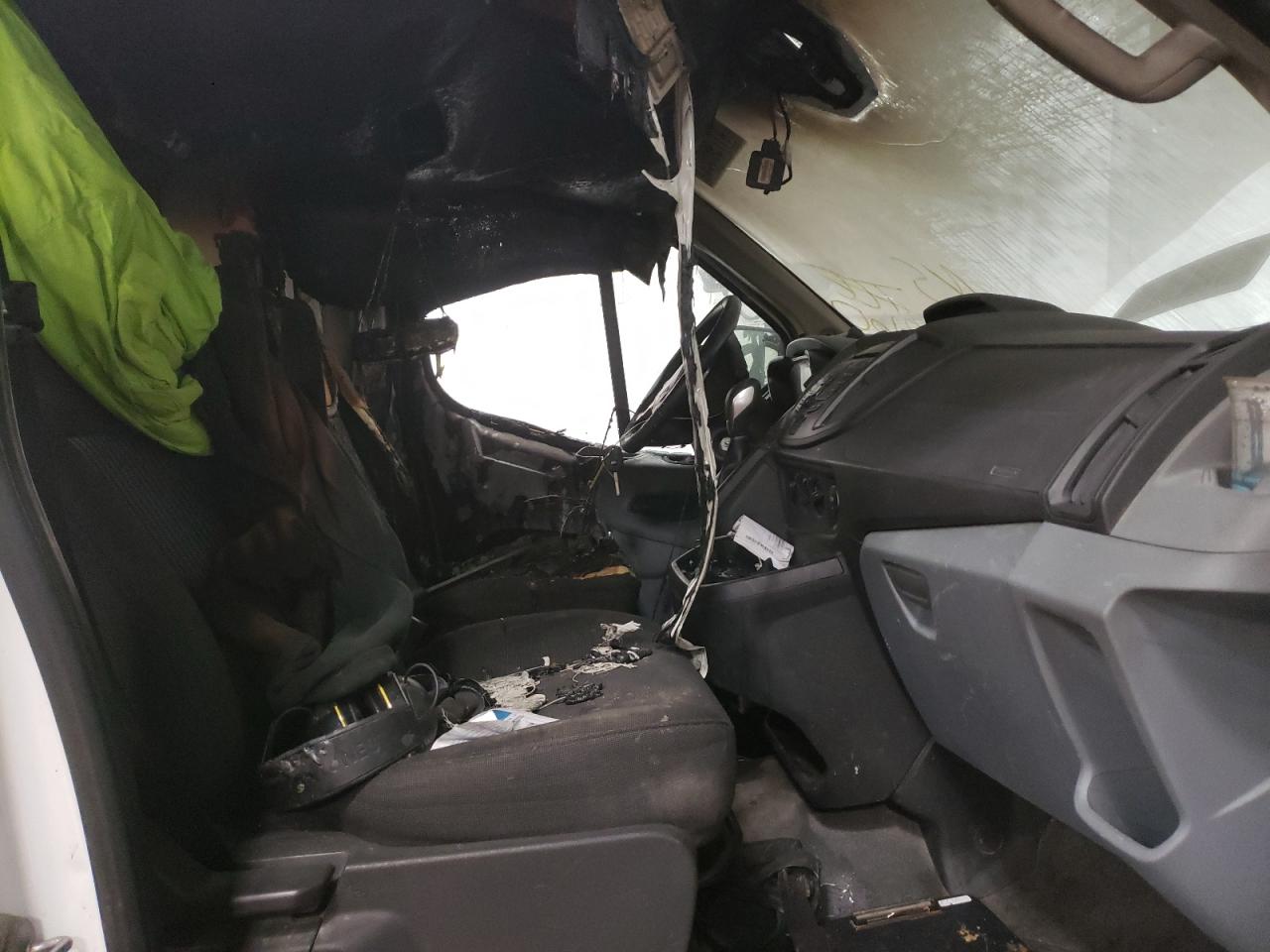 Photo 5 from auction – 2016 FORD TRANSIT T- with VIN 1FTYE1YM9GKA00983
