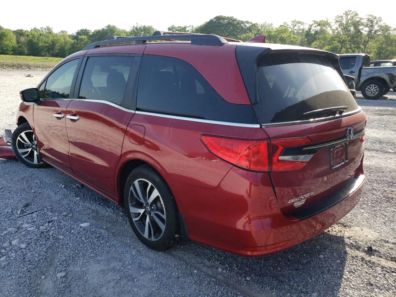 Photo 3 from auction – 2022 HONDA ODYSSEY with VIN 5FNRL6H85NB011029