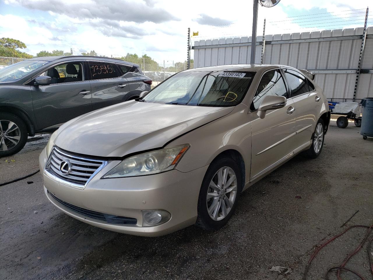 Photo 2 from auction – 2010 LEXUS ES 350 with VIN JTHBK1EG8A2409768