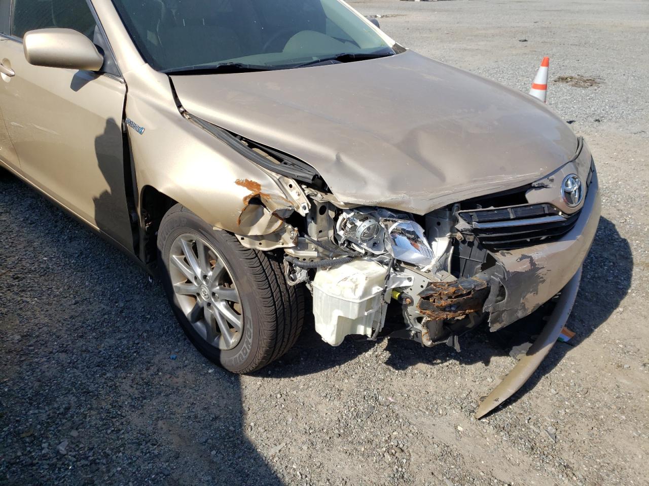 Photo 9 from auction – 2011 TOYOTA CAMRY HYBR with VIN 4T1BB3EK2BU133283