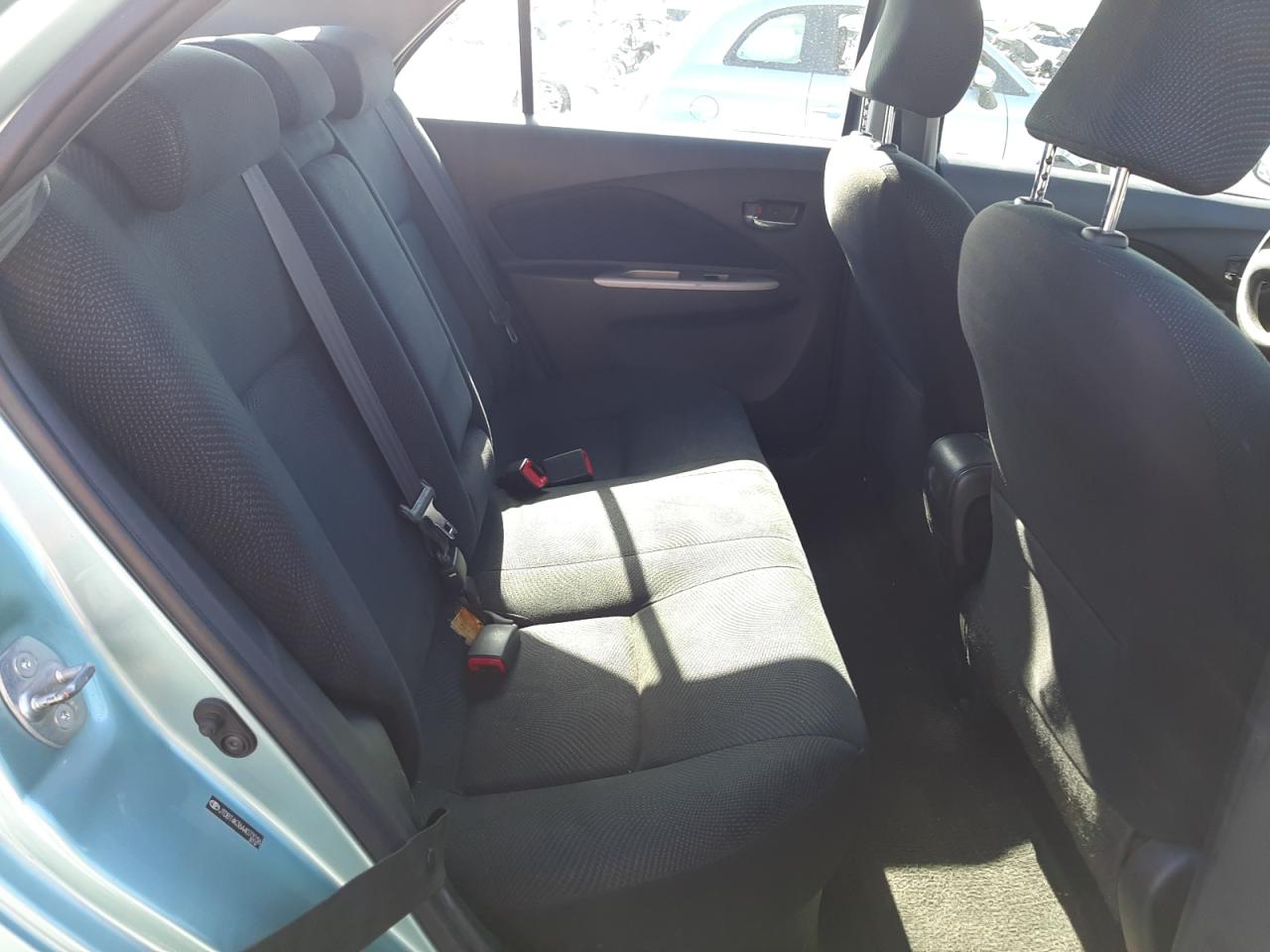 Photo 6 from auction – 2010 TOYOTA YARIS with VIN JTDBT4K36A4073236