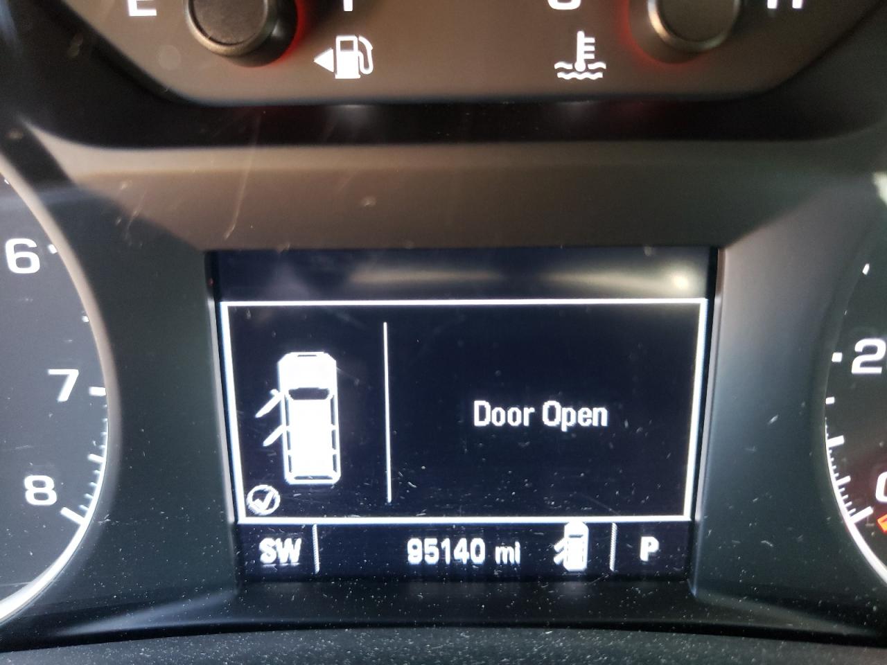 Photo 8 from auction – 2018 GMC TERRAIN SL with VIN 3GKALMEV1JL345957