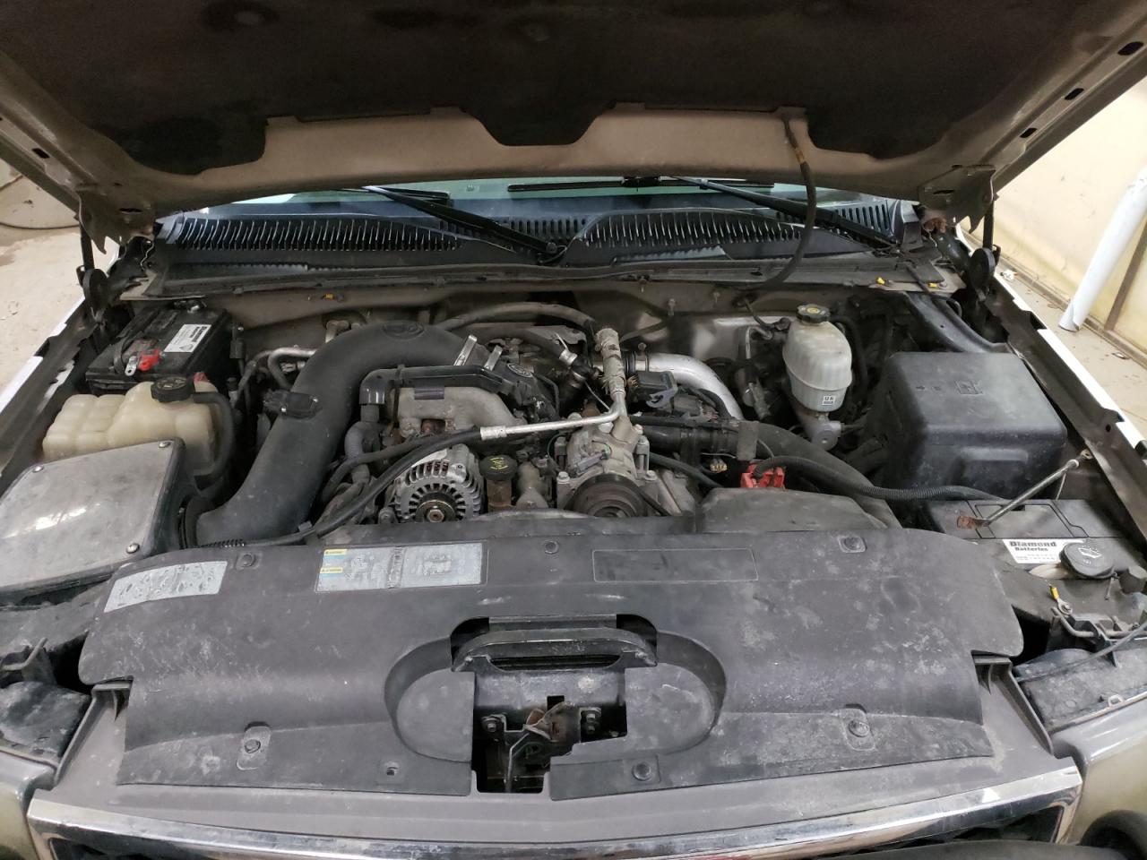 Photo 7 from auction – 2005 CHEVROLET SILVERADO with VIN 1GCHK23235F828439