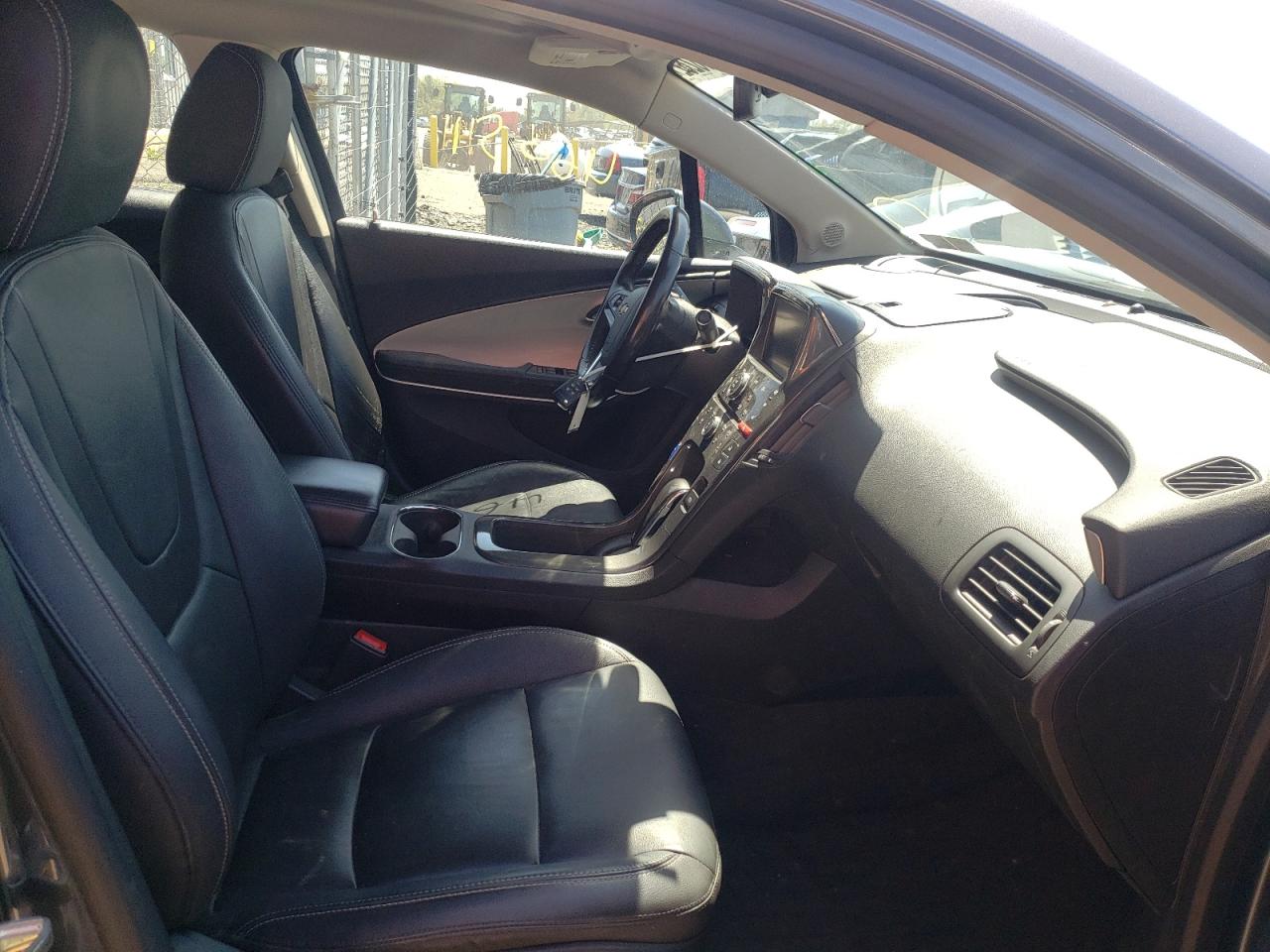 Photo 5 from auction – 2013 CHEVROLET VOLT with VIN 1G1RD6E49DU134247