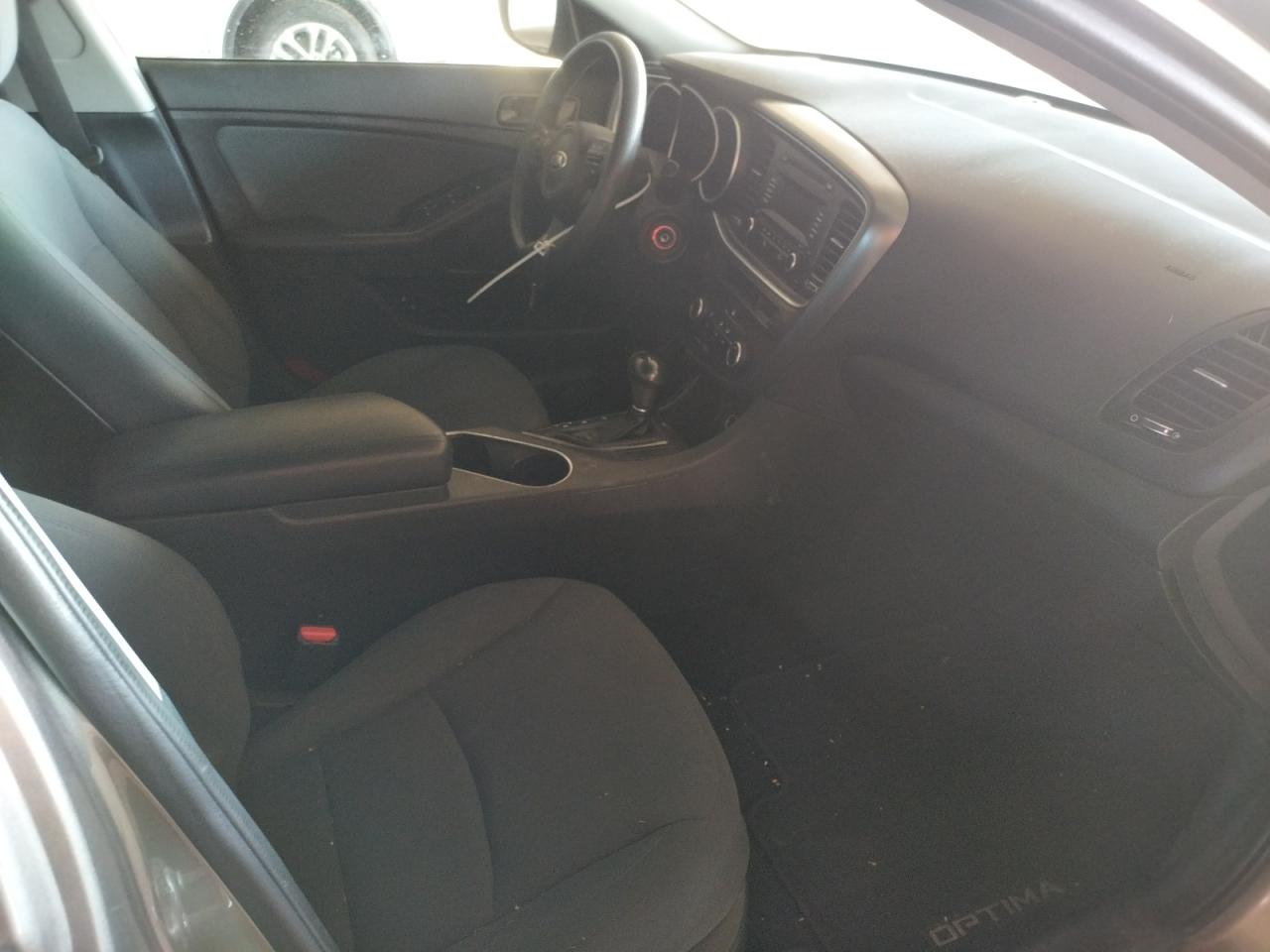 Photo 5 from auction – 2015 KIA OPTIMA LX with VIN 5XXGM4A73FG476305