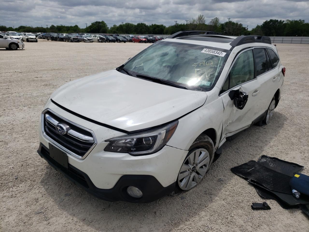 Photo 2 from auction – 2019 SUBARU OUTBACK 2. with VIN 4S4BSAHC4K3295902