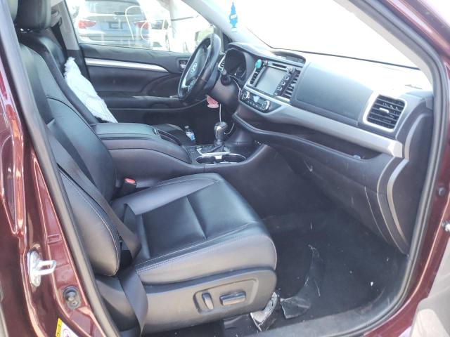 Photo 5 from auction – 2019 TOYOTA HIGHLANDER with VIN 5TDJZRFH4KS701006