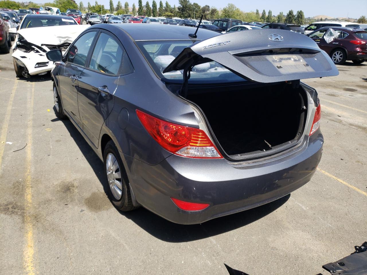 Photo 3 from auction – 2013 HYUNDAI ACCENT GLS with VIN KMHCT4AE5DU314758