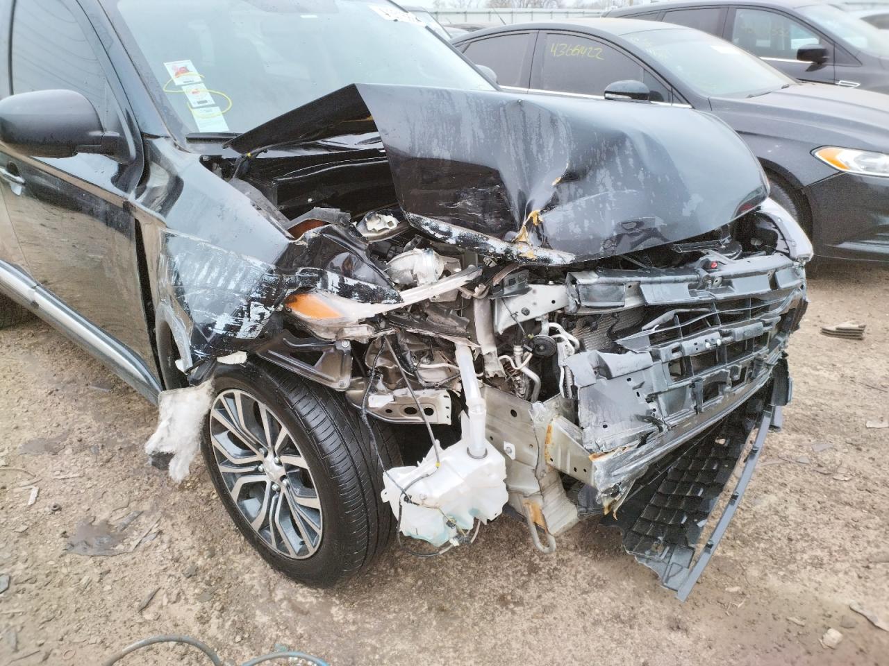 Photo 9 from auction – 2017 MITSUBISHI OUTLANDER with VIN JA4AD2A32HZ042457