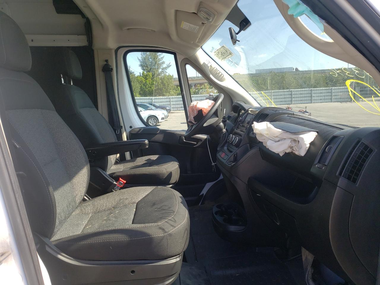 Photo 5 from auction – 2019 RAM PROMASTER with VIN 3C6TRVBG4KE554069