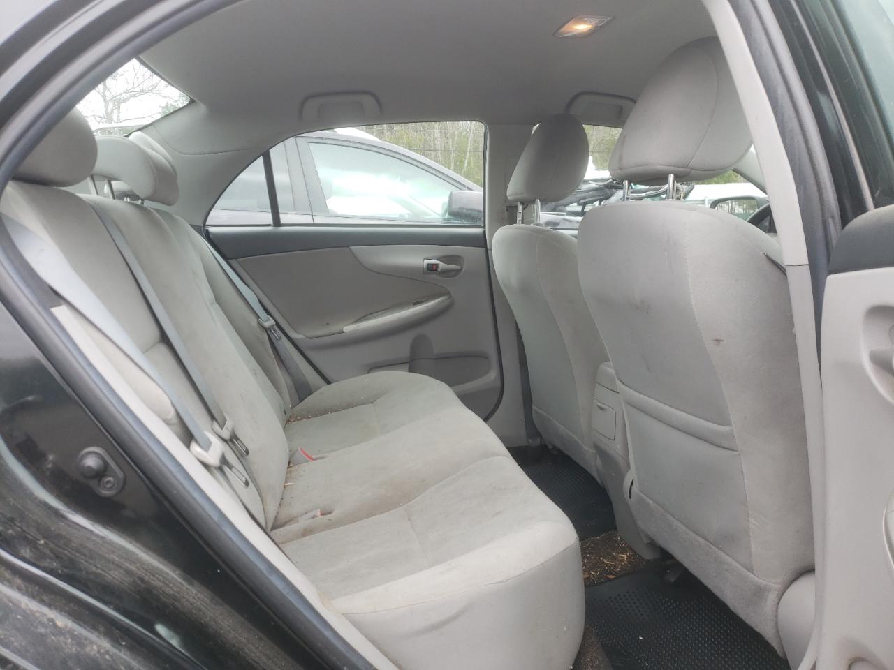 Photo 6 from auction – 2013 TOYOTA COROLLA LE with VIN 2T1BU4EE2DC931328