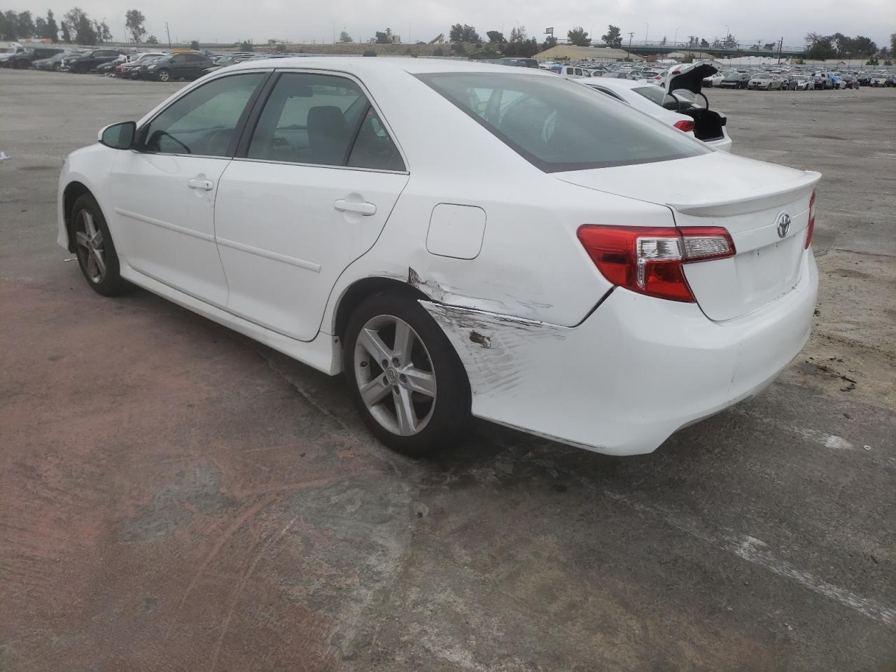 Photo 3 from auction – 2012 TOYOTA CAMRY BASE with VIN 4T1BF1FK4CU556911