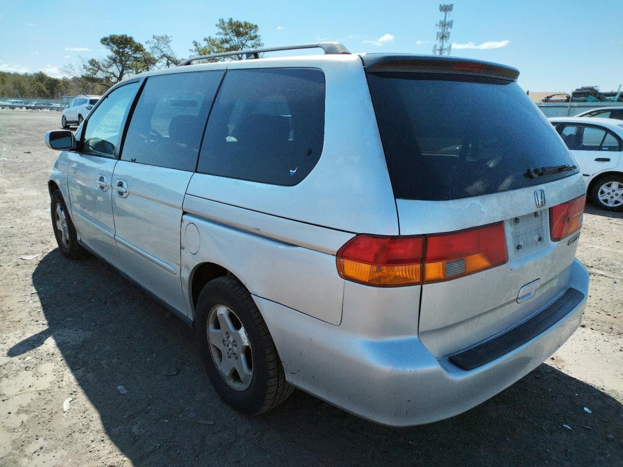 Photo 3 from auction – 2003 HONDA ODYSSEY EX with VIN 5FNRL18043B002056