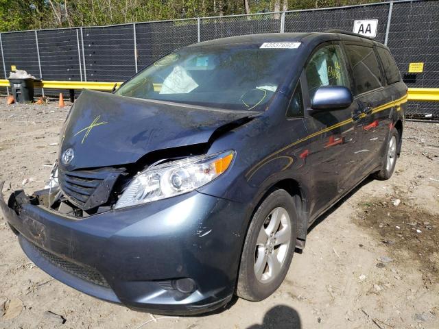 Photo 2 from auction – 2017 TOYOTA SIENNA LE with VIN 5TDKZ3DC1HS862656