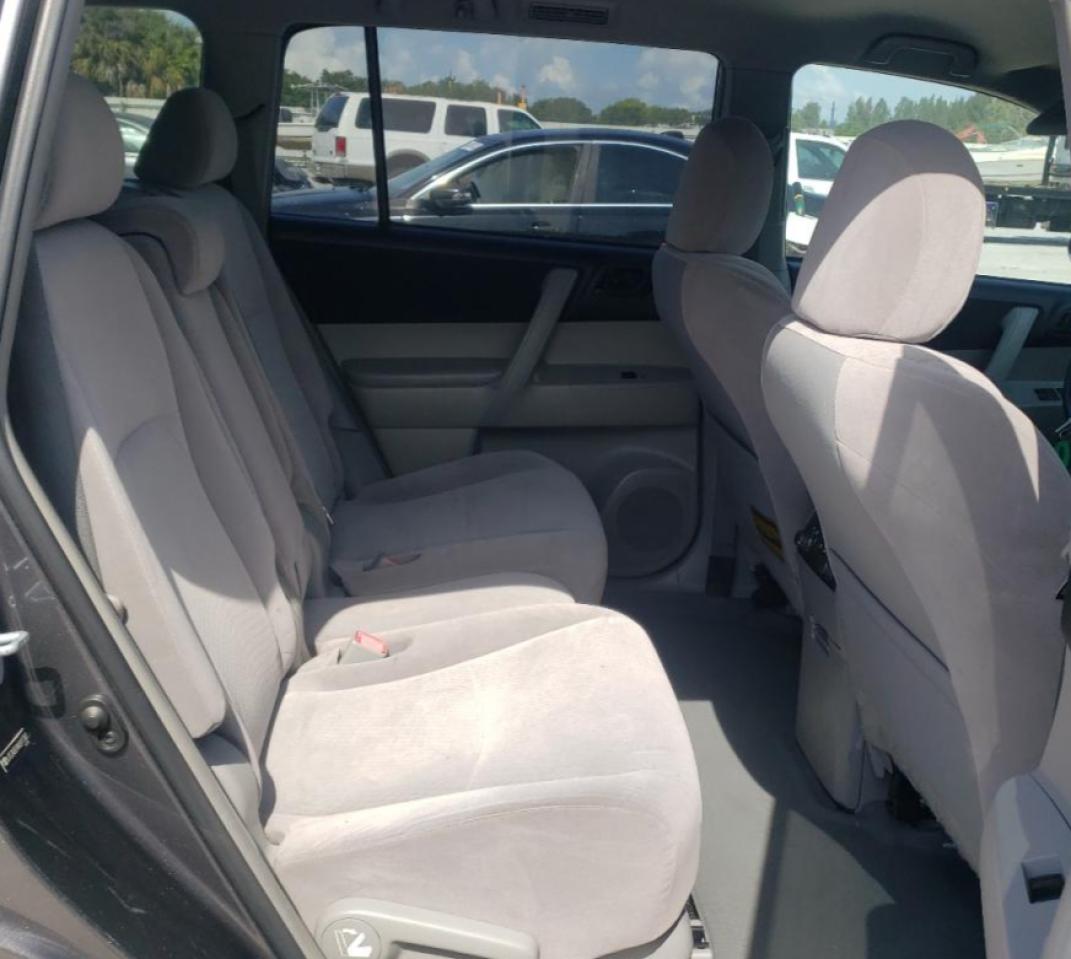 Photo 6 from auction – 2010 TOYOTA HIGHLANDER with VIN JTEZA3EHXA2011383