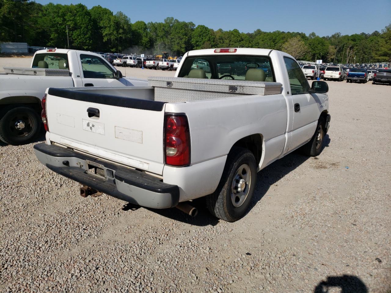 Photo 4 from auction – 2004 CHEVROLET SILVERADO with VIN 1GCEC14X54Z187540