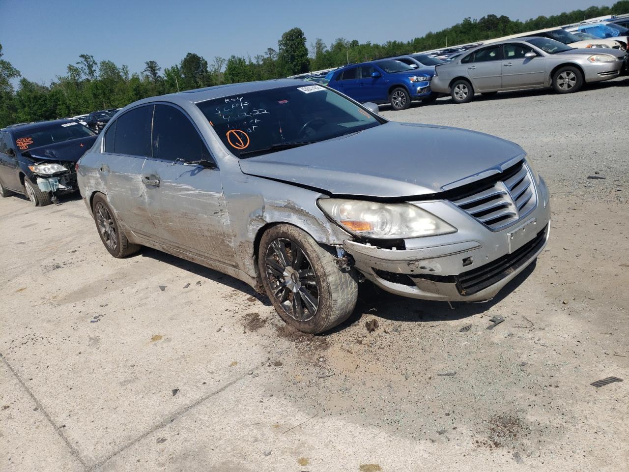 Photo 9 from auction – 2009 HYUNDAI GENESIS 4. with VIN KMHGC46F89U045259