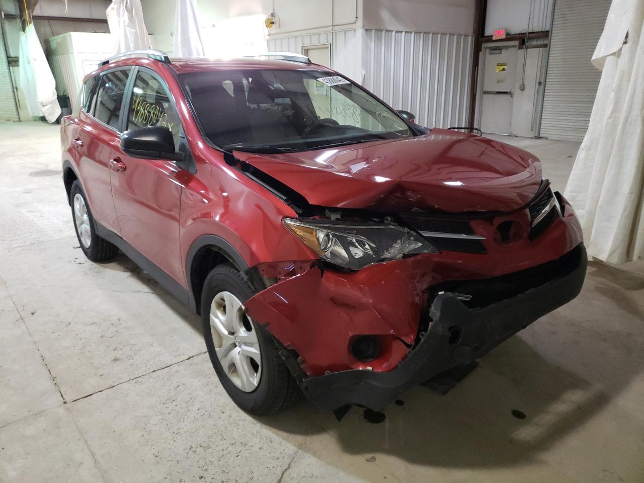 TOYOTA RAV4 LE 2014 with VIN JTMBFREV4EJ006837 - Photo from auction