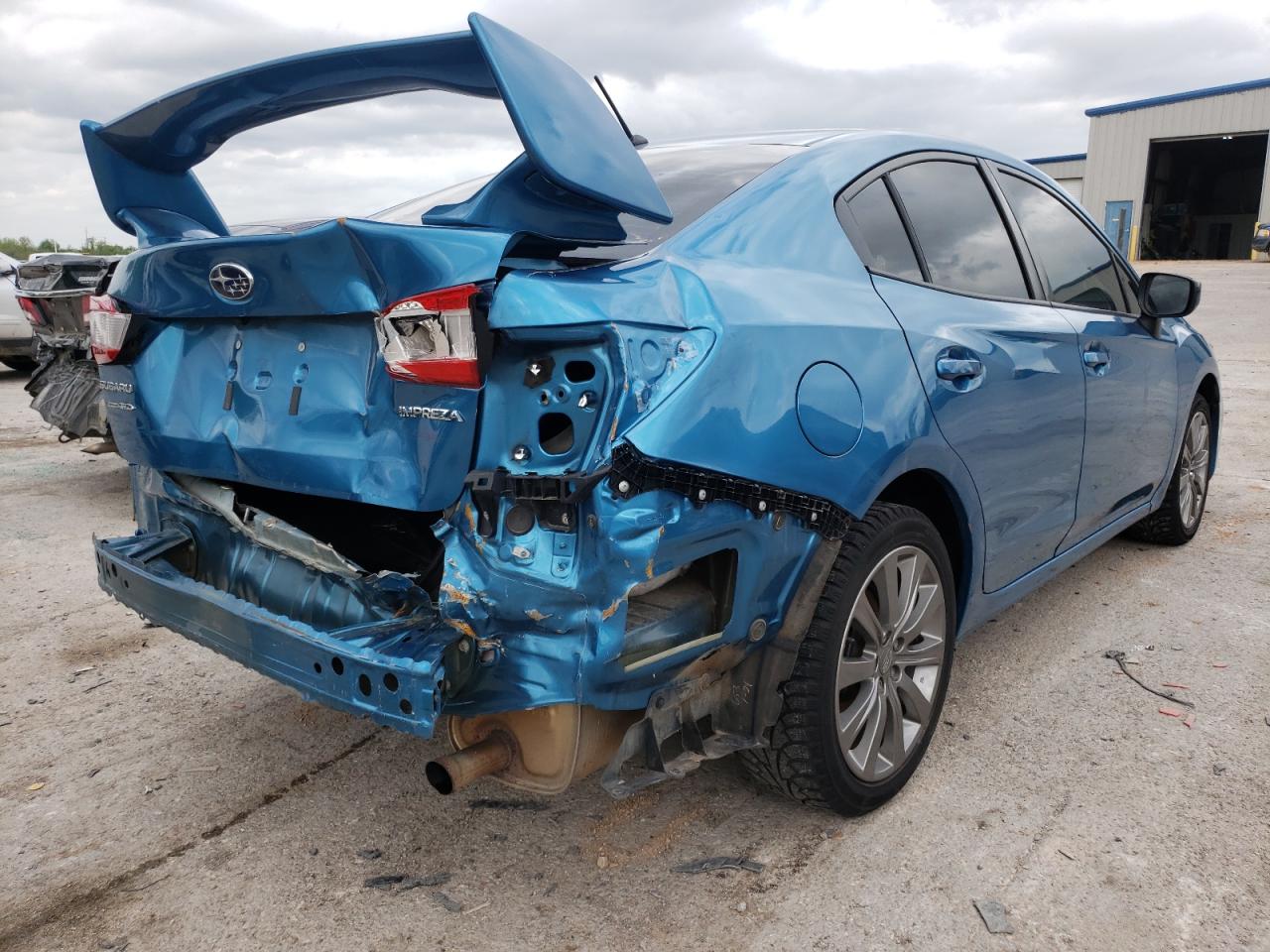Photo 4 from auction – 2017 SUBARU IMPREZA with VIN 4S3GKAA60H1606857
