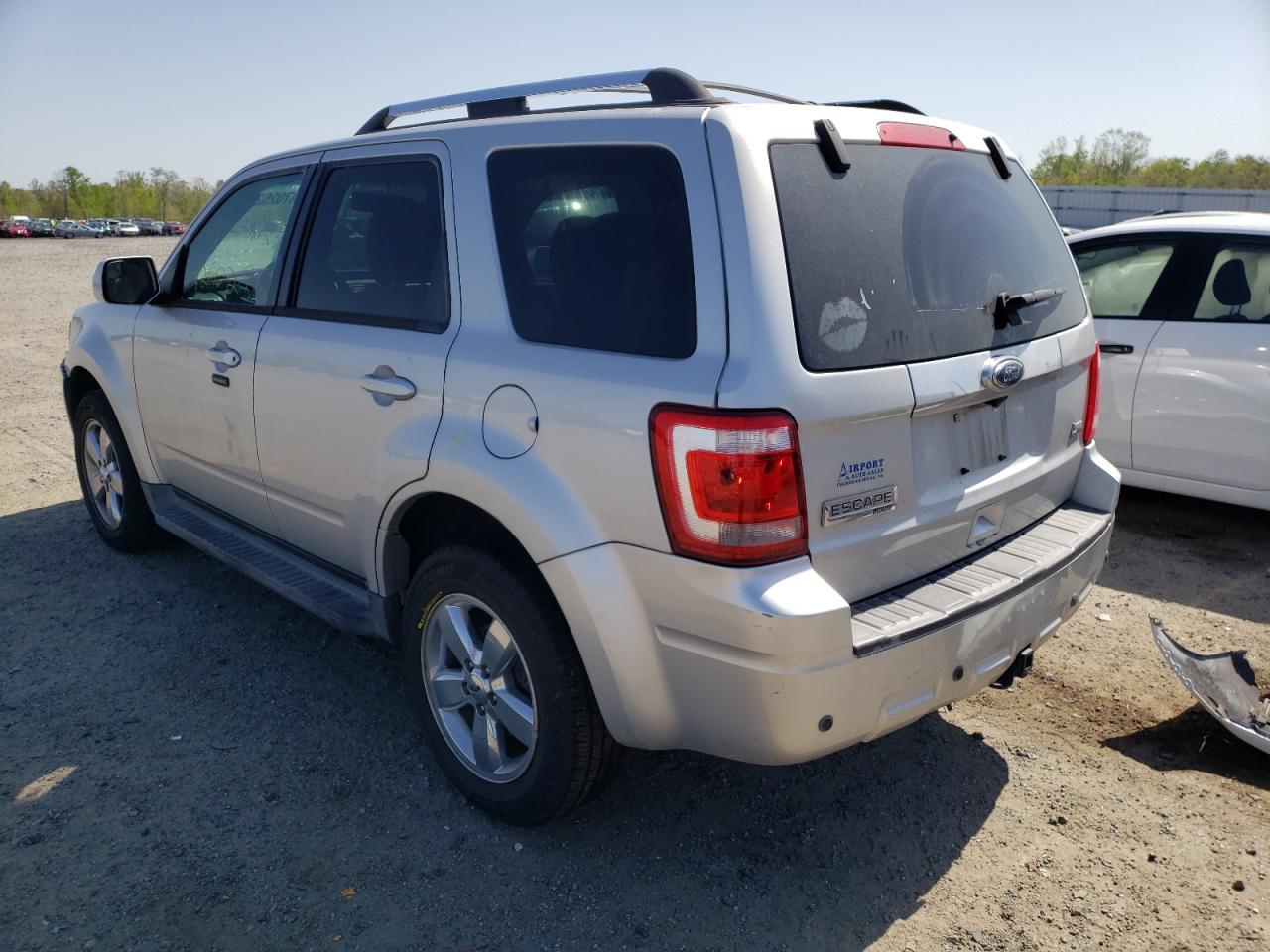 Photo 3 from auction – 2010 FORD ESCAPE LIM with VIN 1FMCU9EG0AKB30602